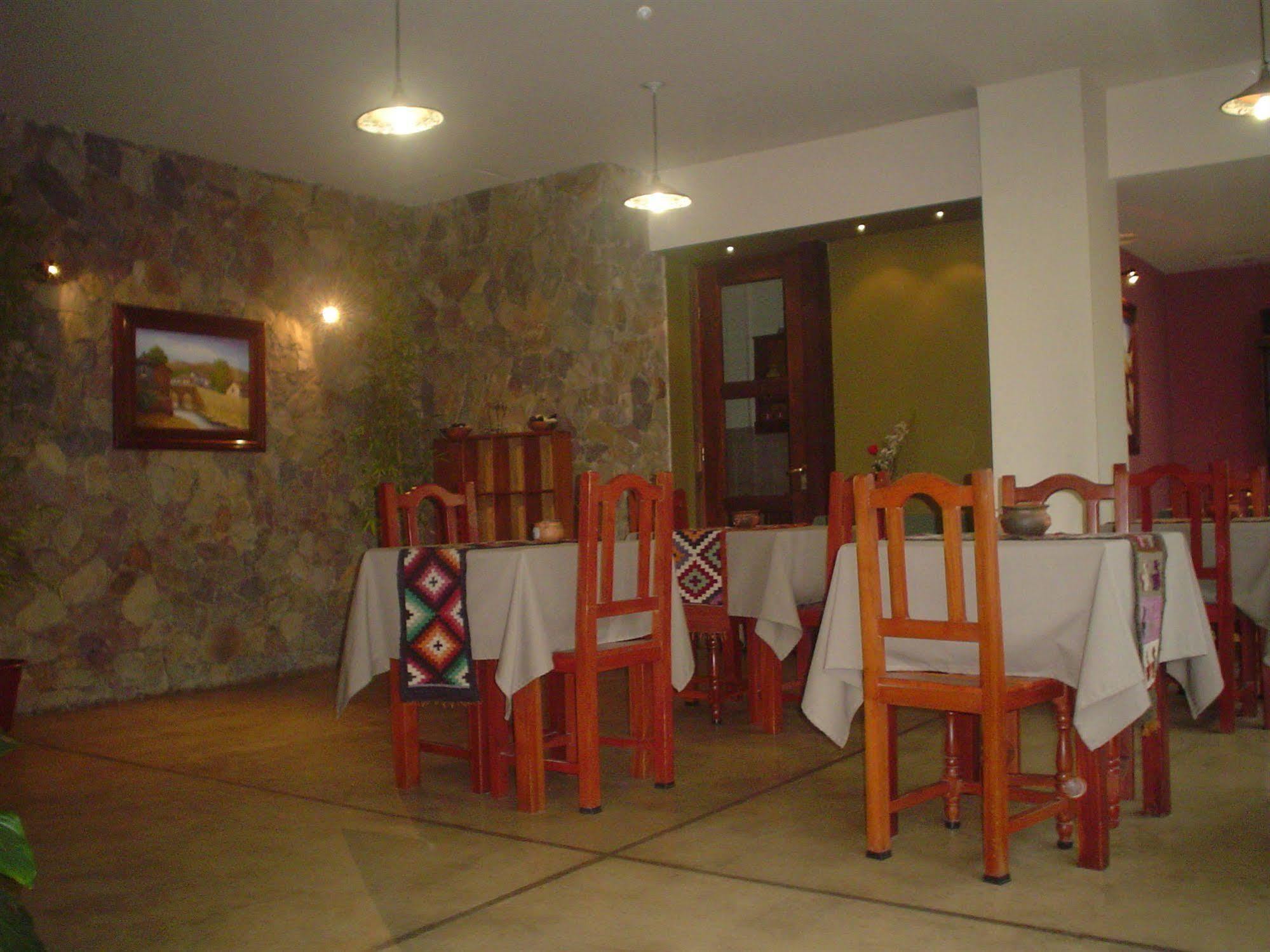 Munay Salta Buitenkant foto